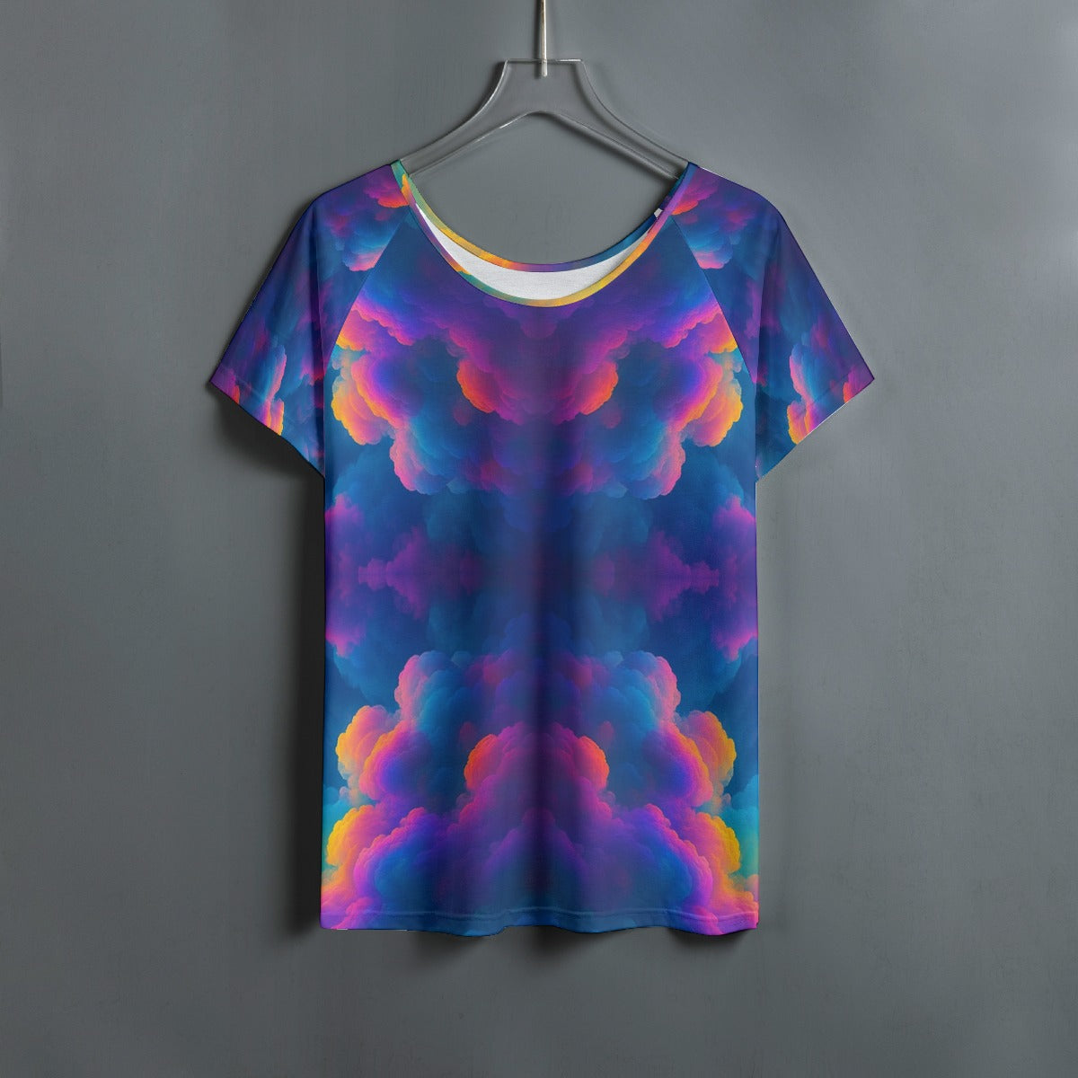 Women's Round Neck T-shirt With Raglan Sleeve