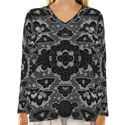 Women's Loose V-Neck T-Shirt With Long Sleeve