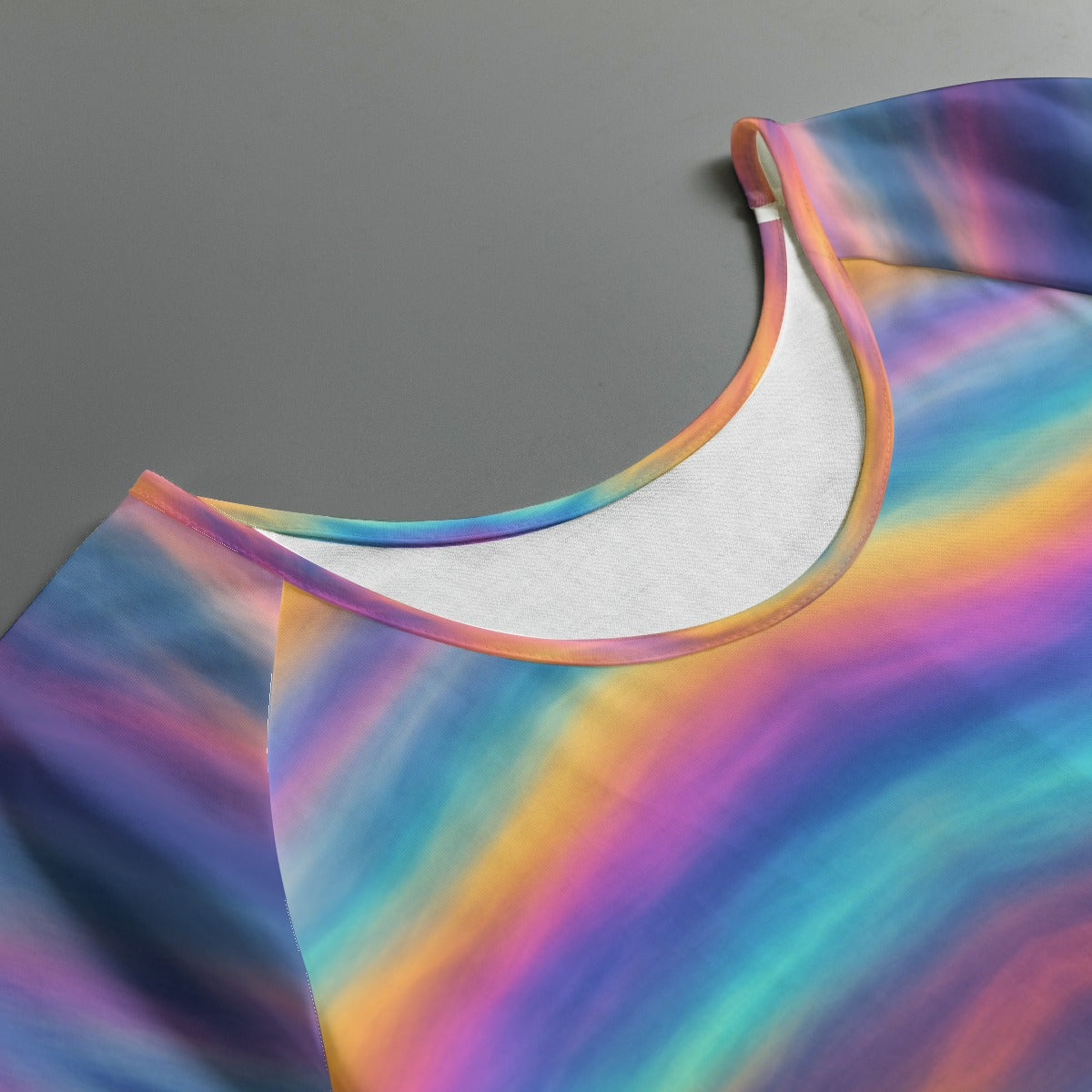 Women's Round Neck T-shirt With Raglan Sleeve