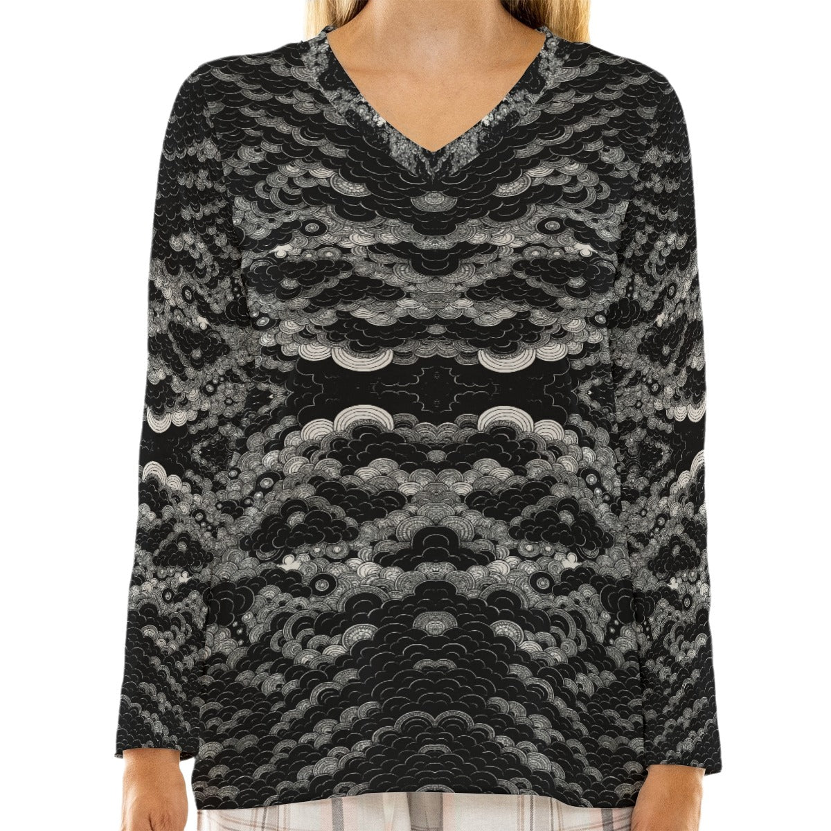 Women's Loose V-Neck T-Shirt With Long Sleeve