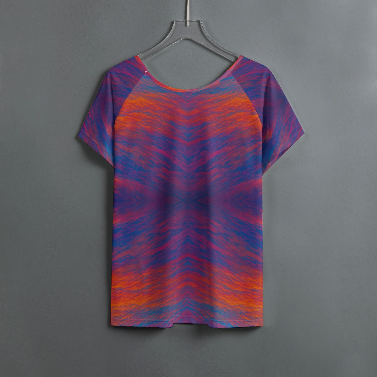 Women's Round Neck T-shirt With Raglan Sleeve